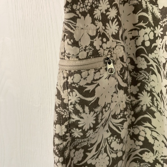 Patagonia Men’s Like New Swim Shorts Floral Brown White Adjustable Size 36 Waist - Picture 3 of 6